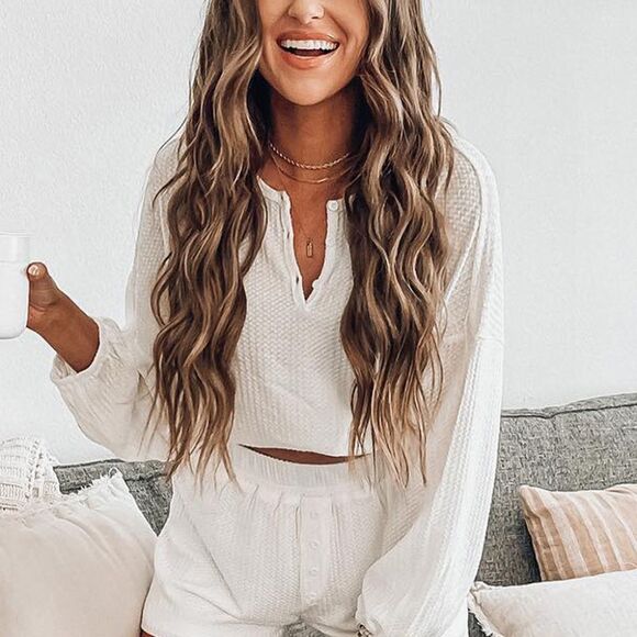 Waffle Knit lounge set shorts and long sleeve crop top - Picture 3 of 4